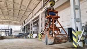 Industrial plant dismantling